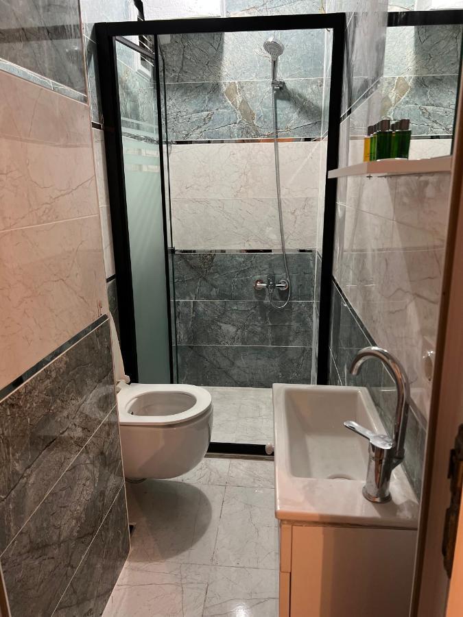 Ikbal Apart Hotel Istanbul Exteriör bild